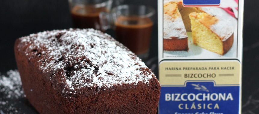Plum Cake de Chocolate y bombones de cereza con licor con harina Harimsa Bizcochona Clásica